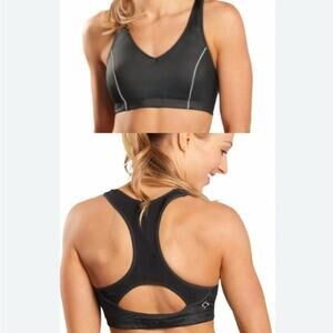 Moving Comfort XL Vixen sports bra in black like new